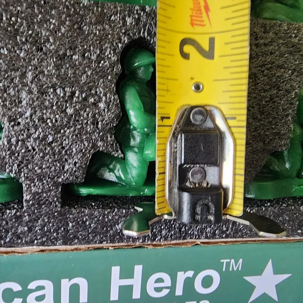 American Hero Military Green Army Men Birthday Candles, 8 Pack